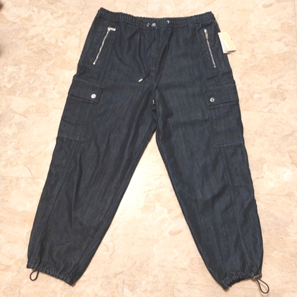 Michael Michael kors cargo  jeans nwt size XL - Picture 1 of 7